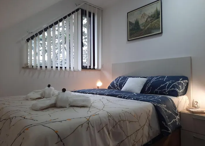 Zlatni Vrh زلاتيبور